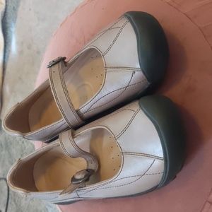 Keen Grey Leather Mary Janes Size 7.5
